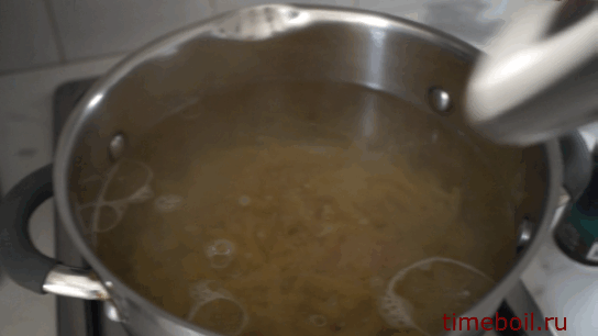 míchejte těstoviny