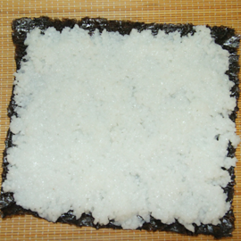 jak vařit dát rýži na list z mořských řas