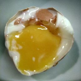vejce po 1 minutě varu
