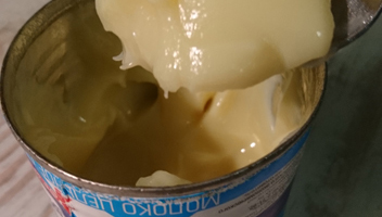 white thick condensed milk