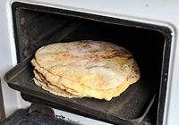 how to clean the oven