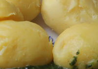 brambory v soli