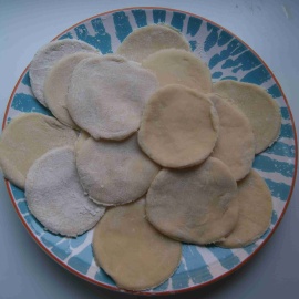 cercles de pâte pour boulettes