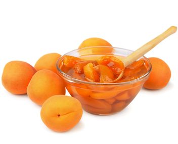 vařit meruňky a jam z nich
