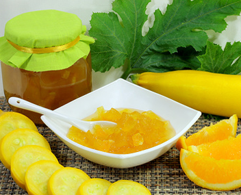 cooking zucchini and orange jam