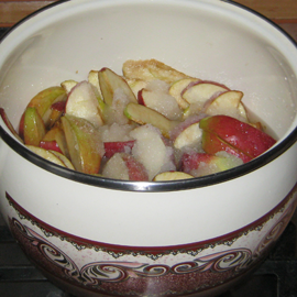 pommes dans leur propre sirop