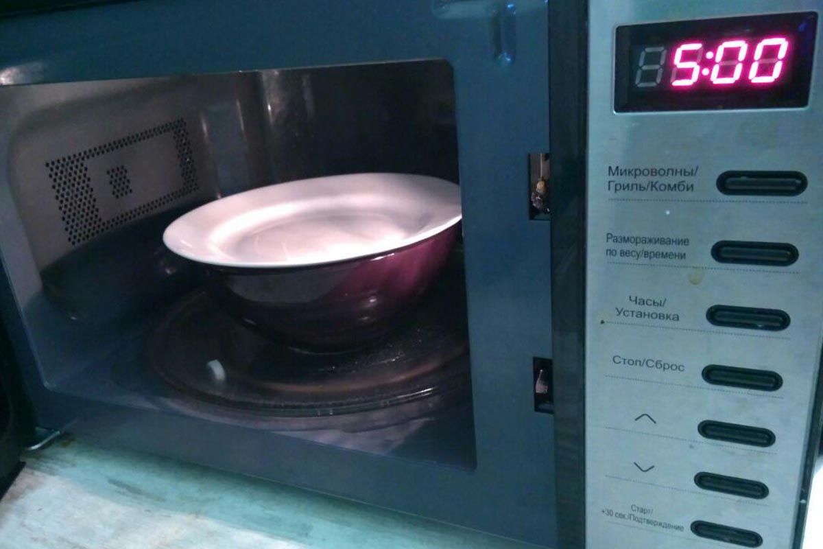 hoe bieten koken in de magnetron