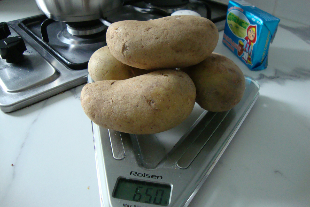 Neloupané brambory pro vaření